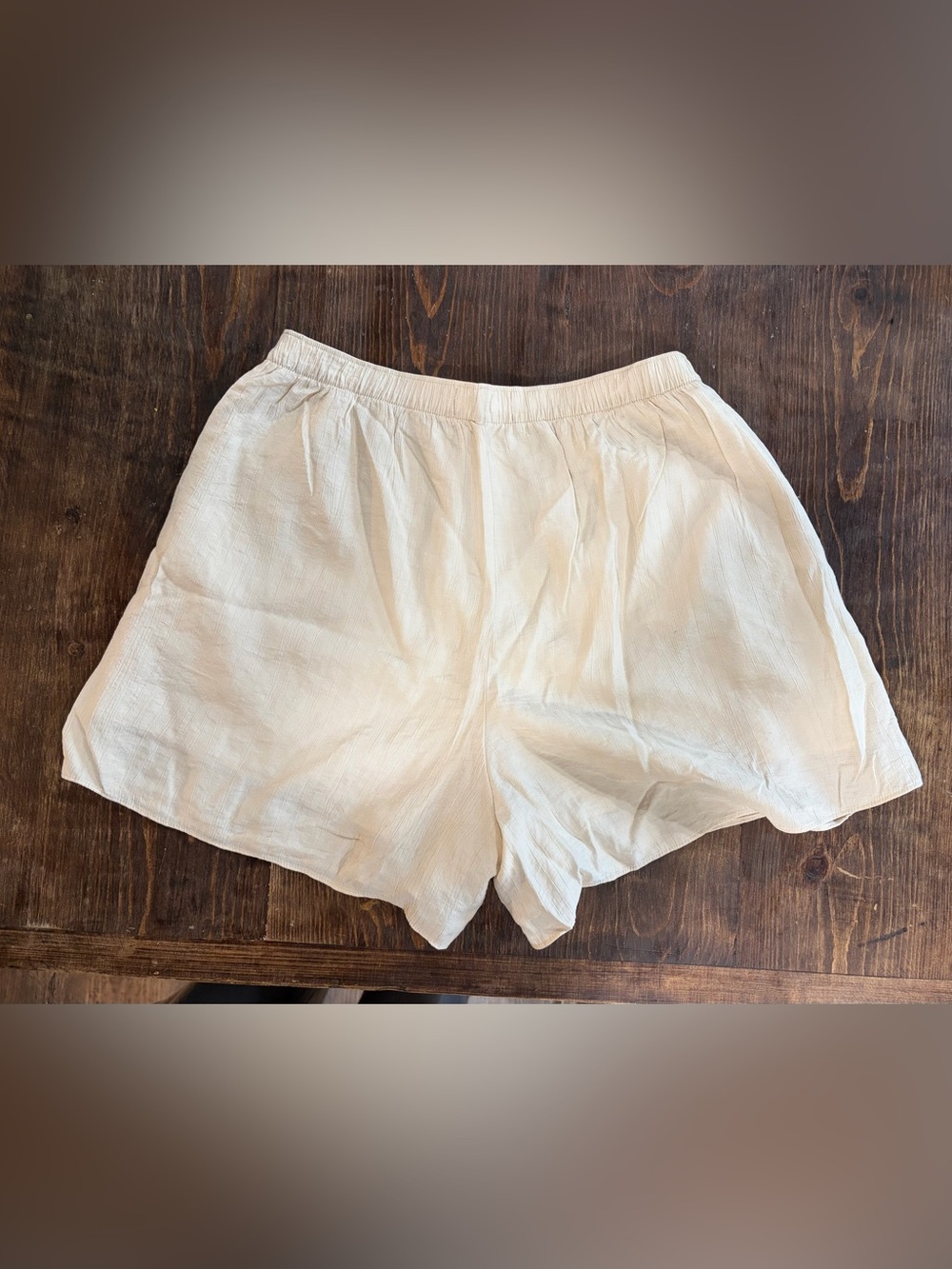 Women’s Lightweight Elastic-Waist Shorts - Cream - Picture 3 of 3